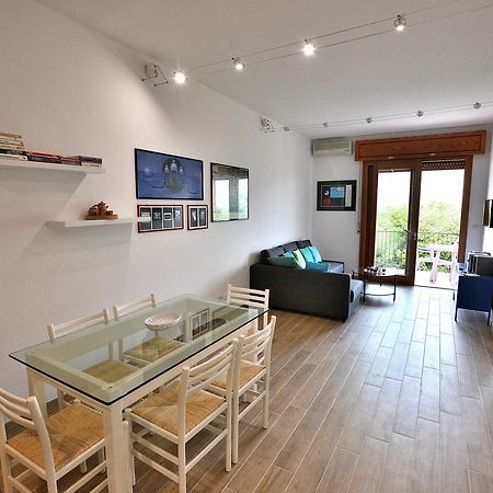 Residenza Candor With Pool Malcesine Luaran gambar