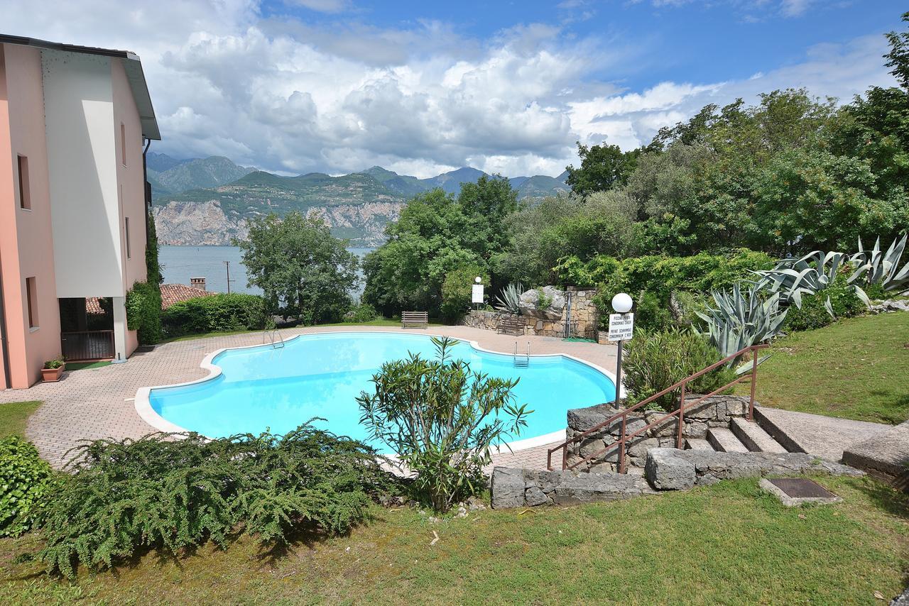 Residenza Candor With Pool Malcesine Luaran gambar